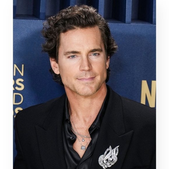 Clear Aurora Borealis Navette Mint Green Vintage Gold Tone Brooch Canary Topaz - Picture 10 of 10